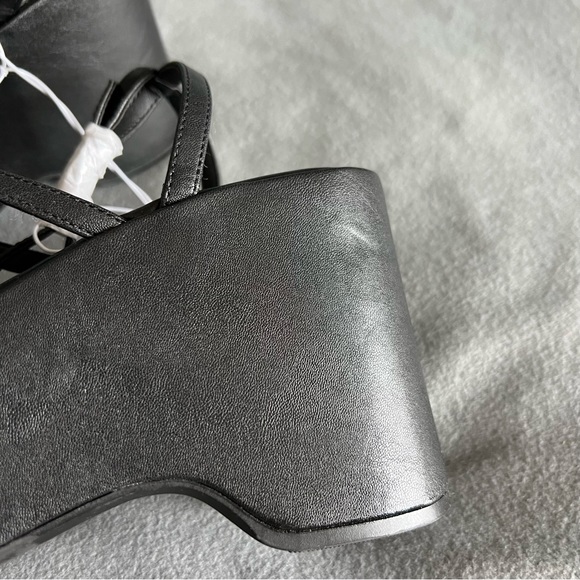 Women's Liza Platform Wedge Heels Black - Wild Fable™ 9.5 - Picture 9 of 11